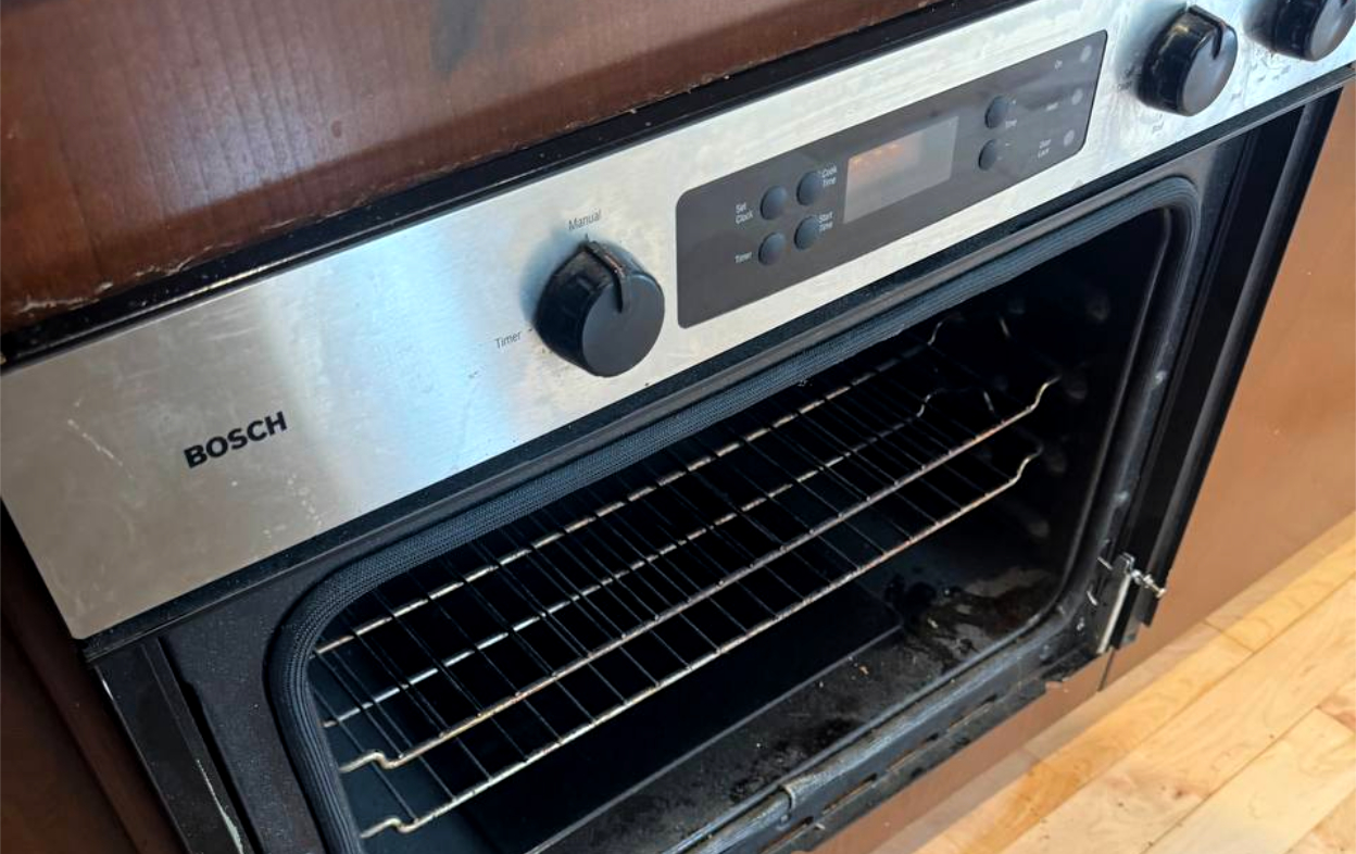 Bosch built-in wall oven repair — no-heat issue fixed and temperature verified in Houston, TX